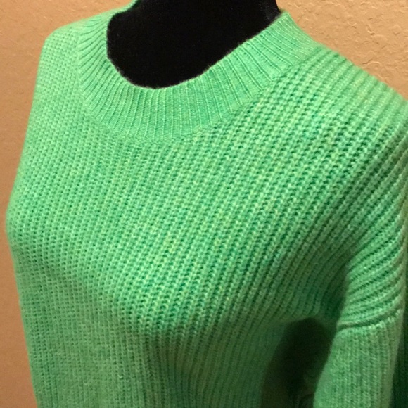 H&M Green Ribbed Sweater - Picture 3 of 12